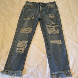 Frayed ankle boyfriend cut vintage style stitch jeans